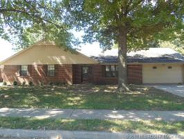 1215 Meadow Lane