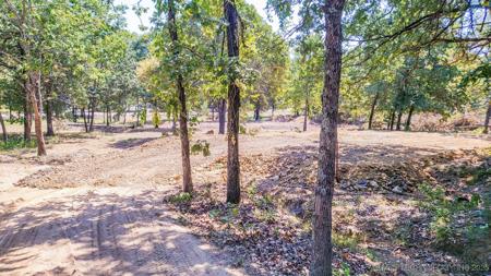 20 Duchess Creek Drive