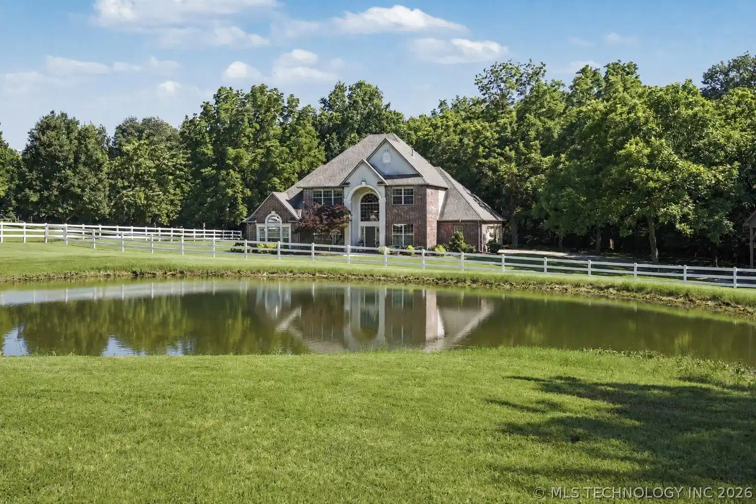 Image 1: Your own slice of heaven in Rogers County.