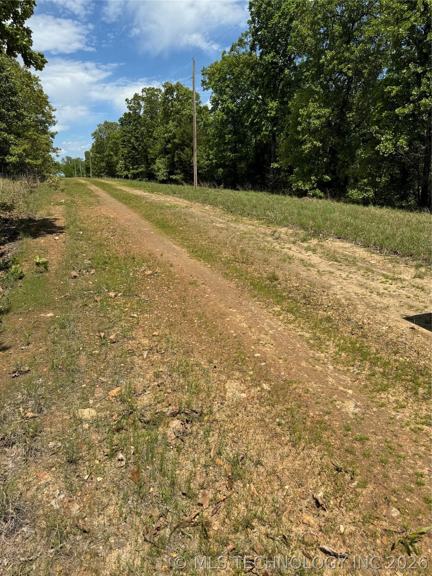 Image 3: S 4532 Road looking North