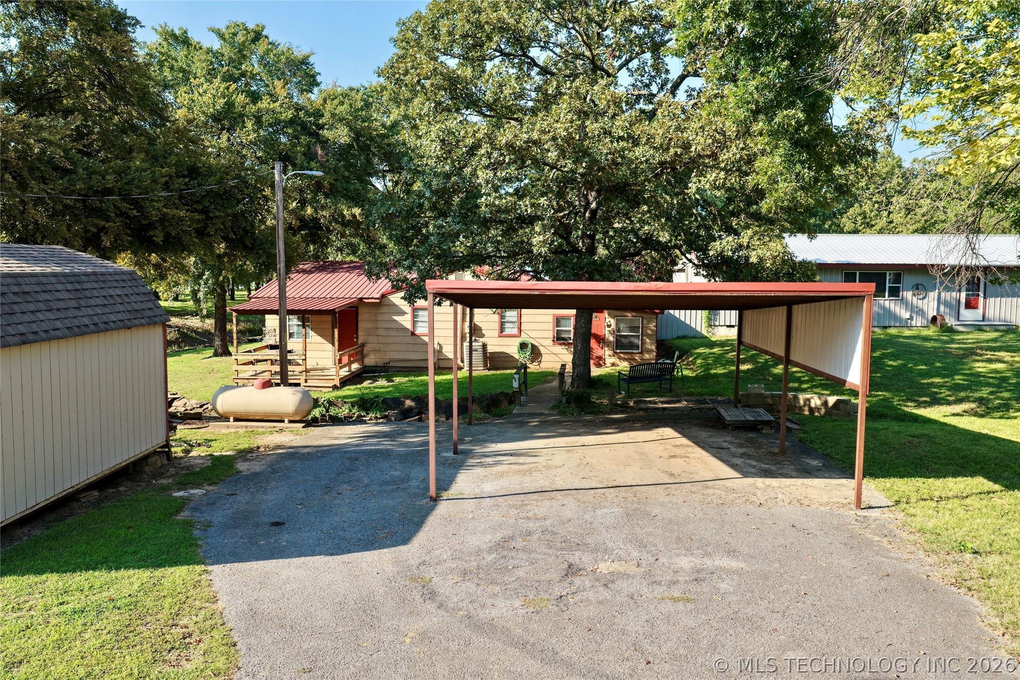 Image 3: Full view of home from street