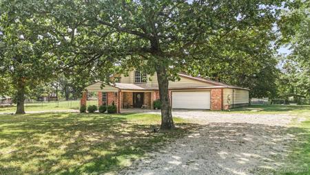 9026 Crestwood Drive