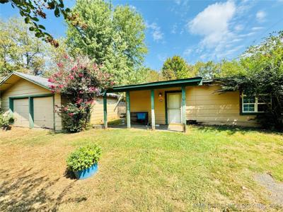 32081 E 689 Drive