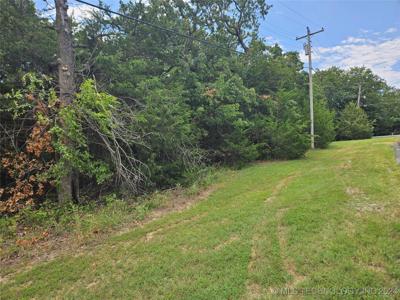 1134 W Lakeshore Bluff