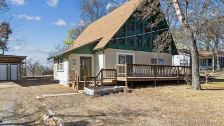 963 Lakeside Drive