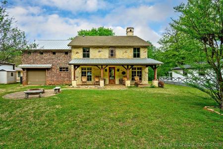 38 Oakwood Drive
