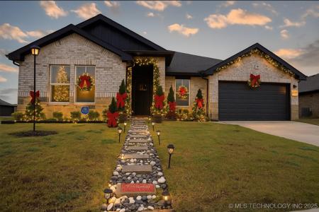 2701 SE Spring Creek Street