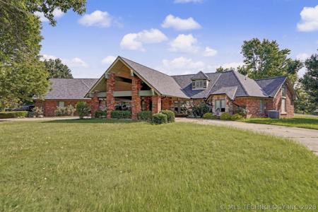 2200 W Blue Starr Drive