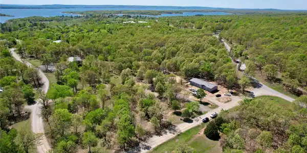 19 Duchess Creek