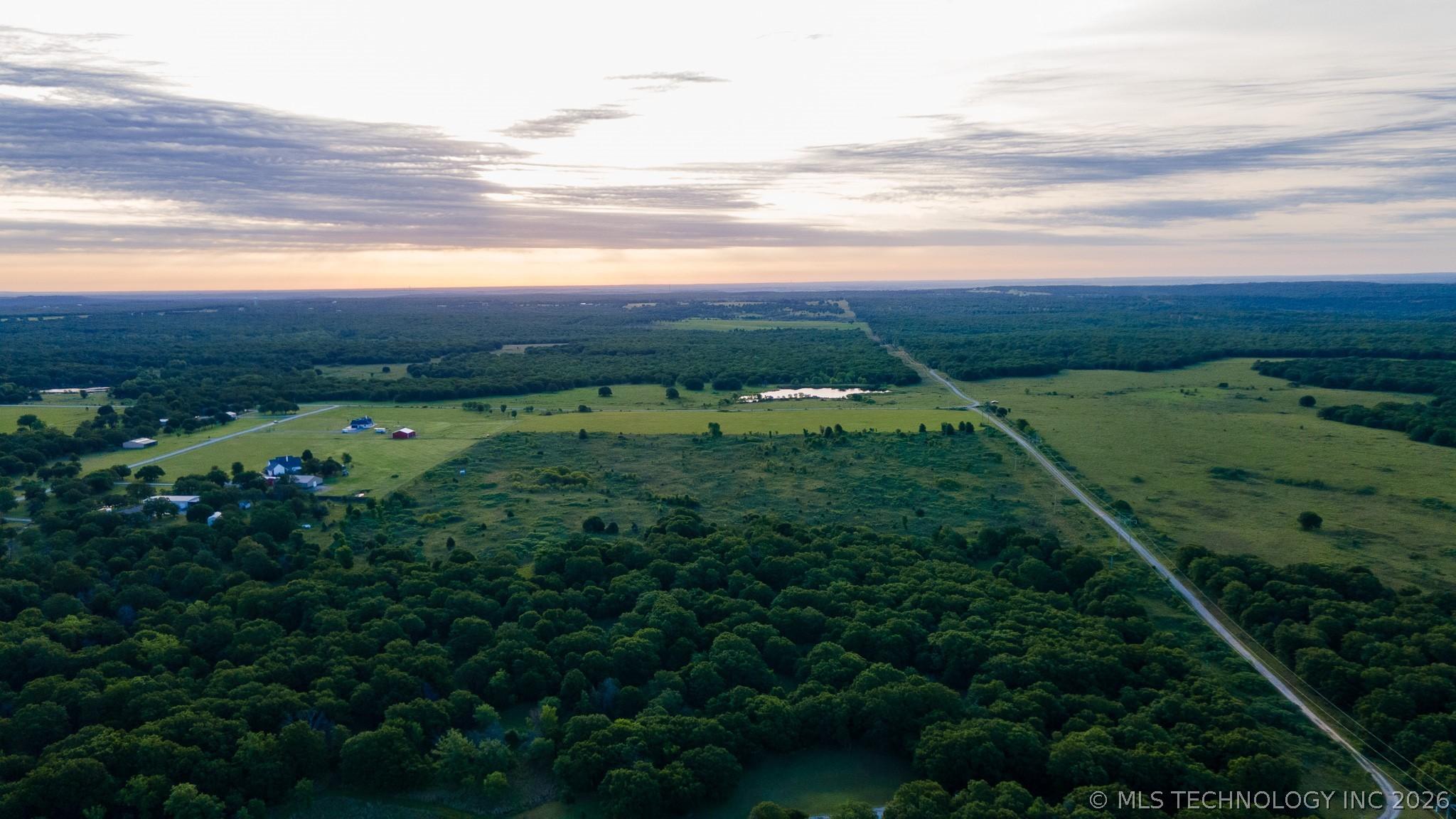 Image 3: Expansive acreage featuring substantial wooded are Image 3: Expansive acreage featuring substantial wooded are