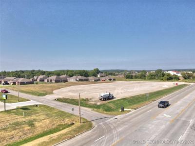 N 46th WestAvenue