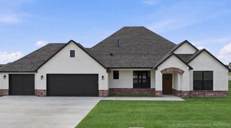 14256 N 71st EastAvenue