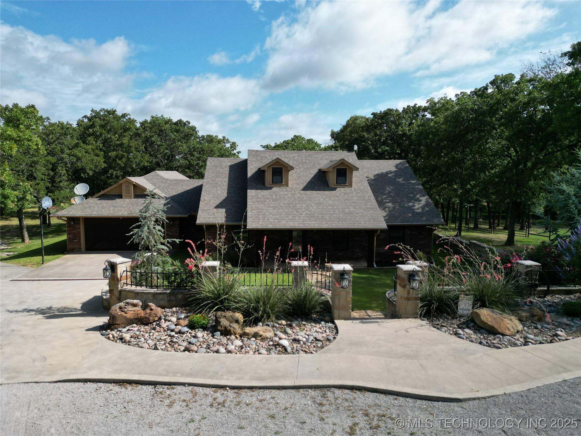 Image 1: Front of House