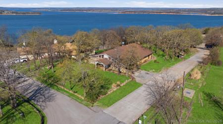 2 Westwind Drive