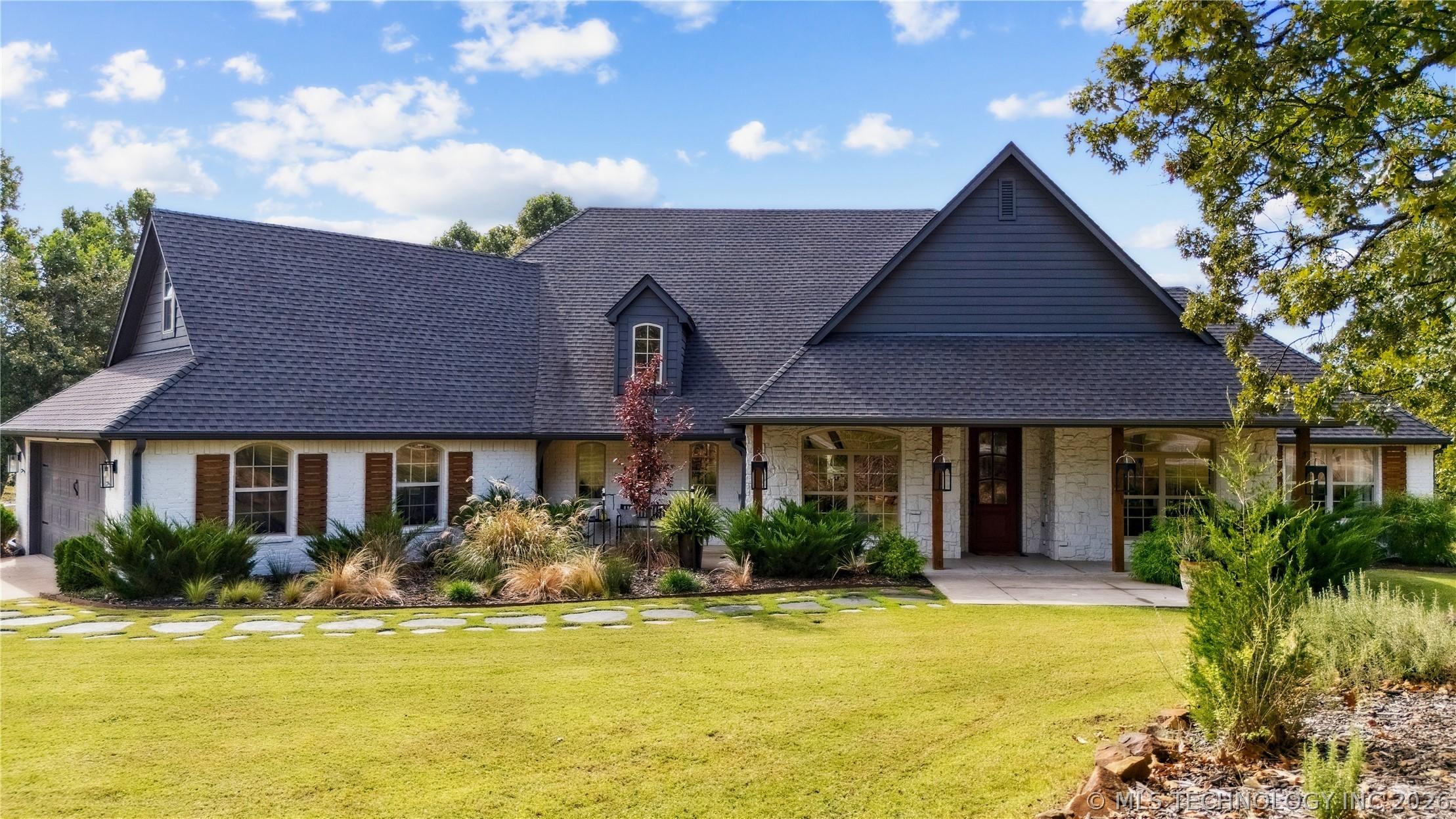 Image 1: Front of Home