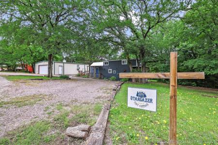 13850 Country Club