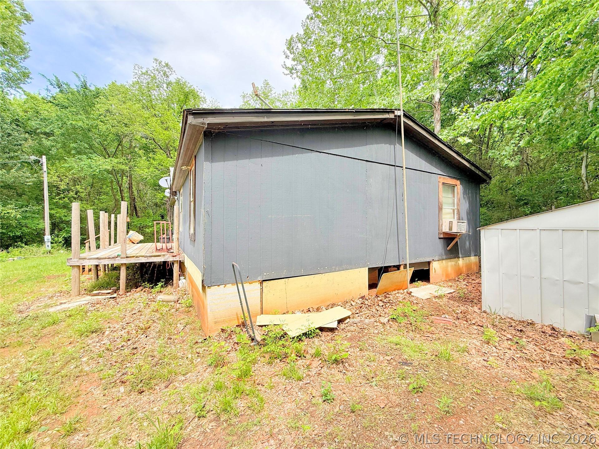 Image 3: Side View of Home