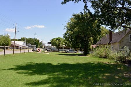 130 N Taft Street