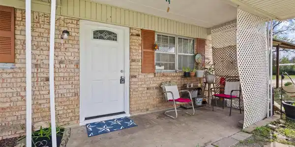 Image 2: Welcome home