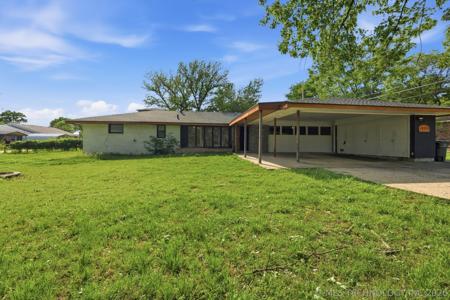 1809 Fremont Road
