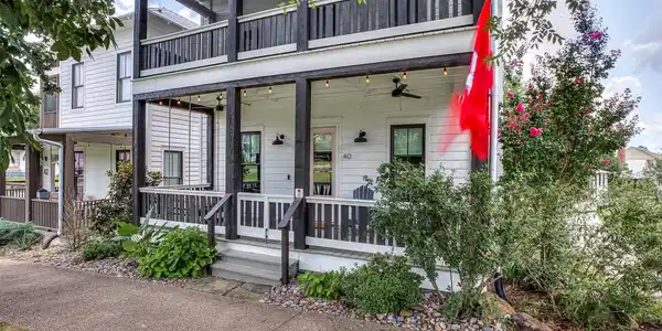 40 Redbud Street
