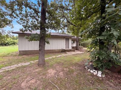 430225 E 1155 Road