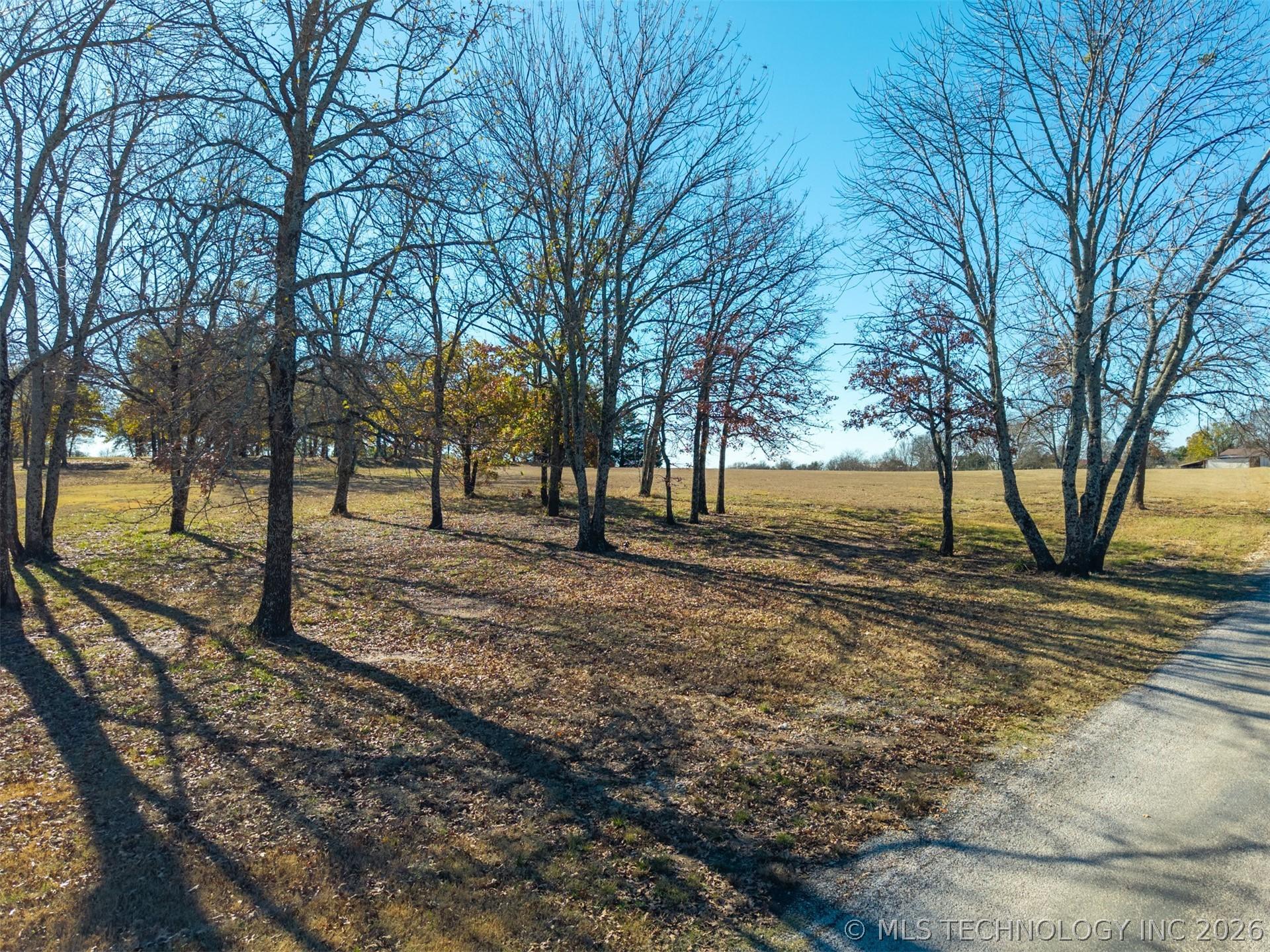 Image 4: North East side of Acreage on Little Road