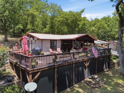 18422 W Lakewood Drive