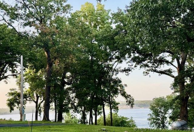 Image 3: lake view