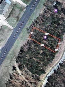 822 N Runway Road
