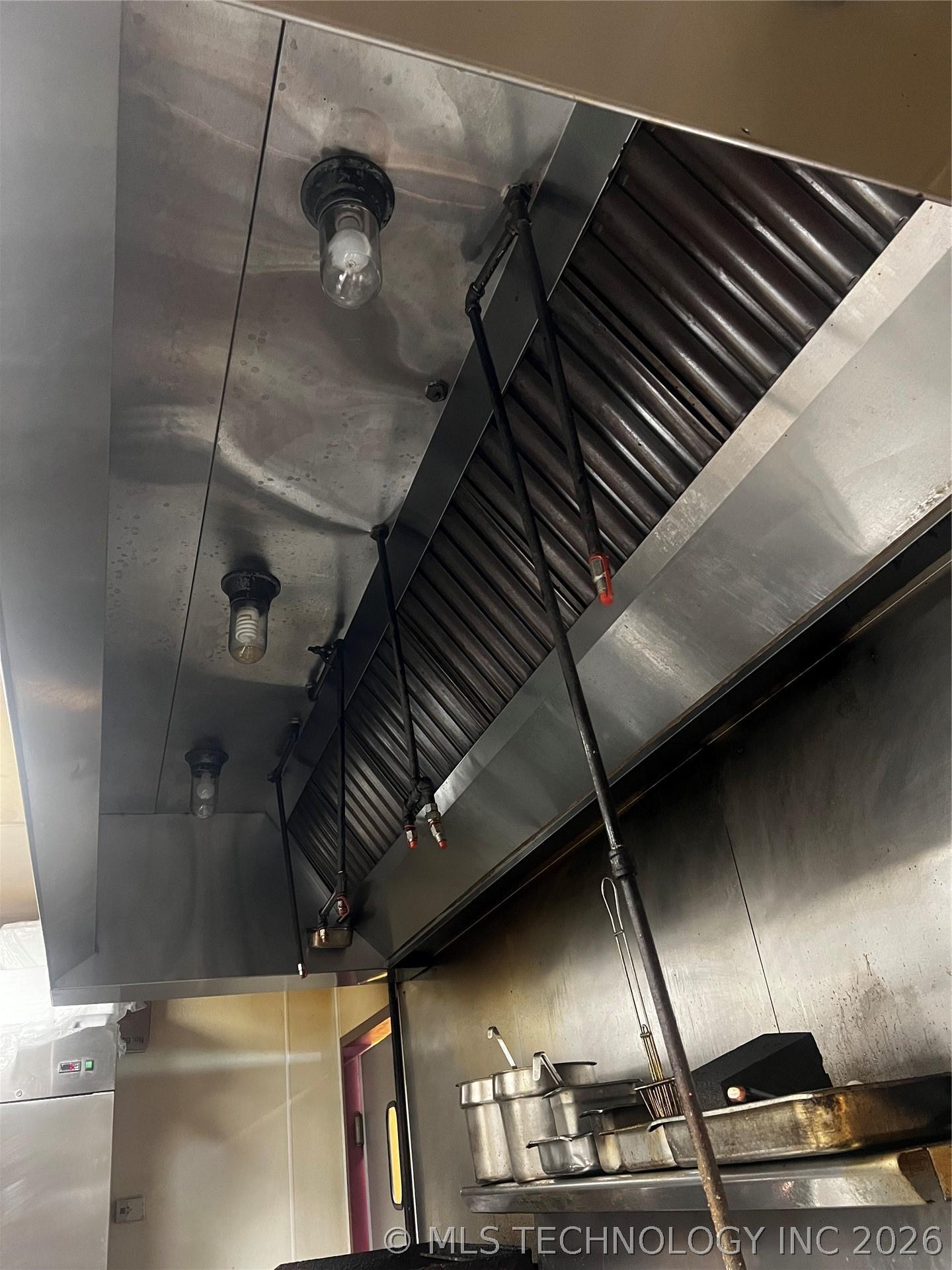 Image 3: Vent hood #2