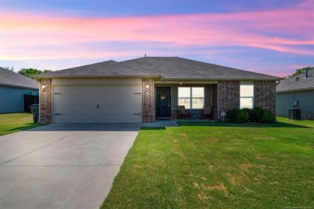 23341 S Donna Lane
