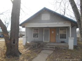 324 S Cedar