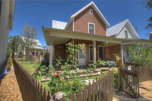 31 Firefly Lane
