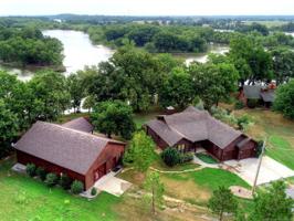 835 Leisure Land Drive