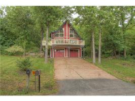 2292 W Lakeshore Drive
