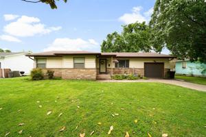 1204 SE Graham Court