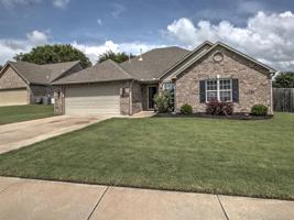 1912 Barnett Court