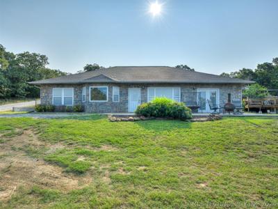 684 N Deep Cove Drive