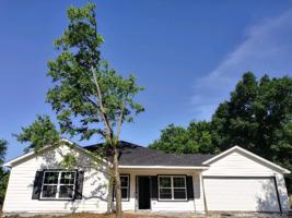 949 Lakeside Drive N