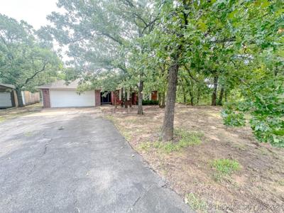 2439 Stone Creek Way