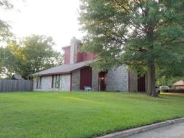 1211 Oklahoma Place
