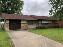 305 N B. Street