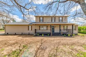 206 S Willard Street