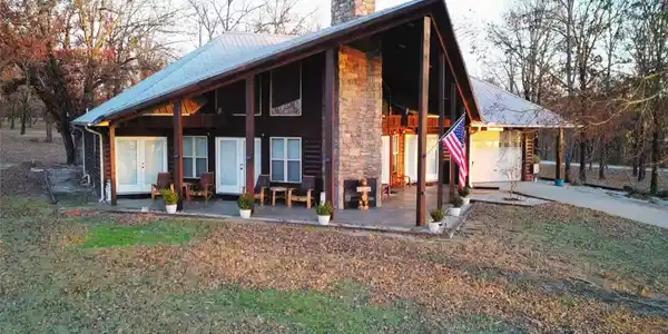 30 Lakeside Ridge
