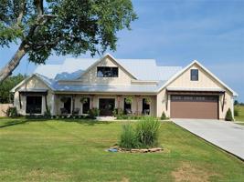 83 Cross Creek Road