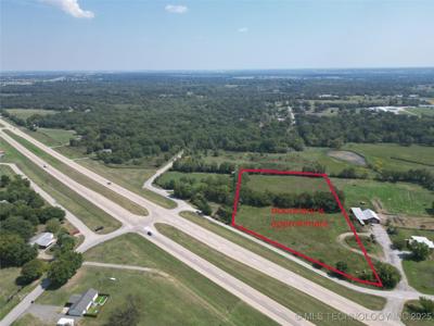 001 N 143rd EastAvenue