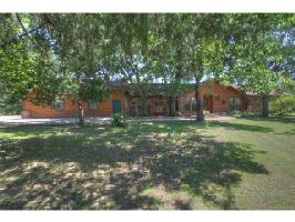 26 Lakeview Drive