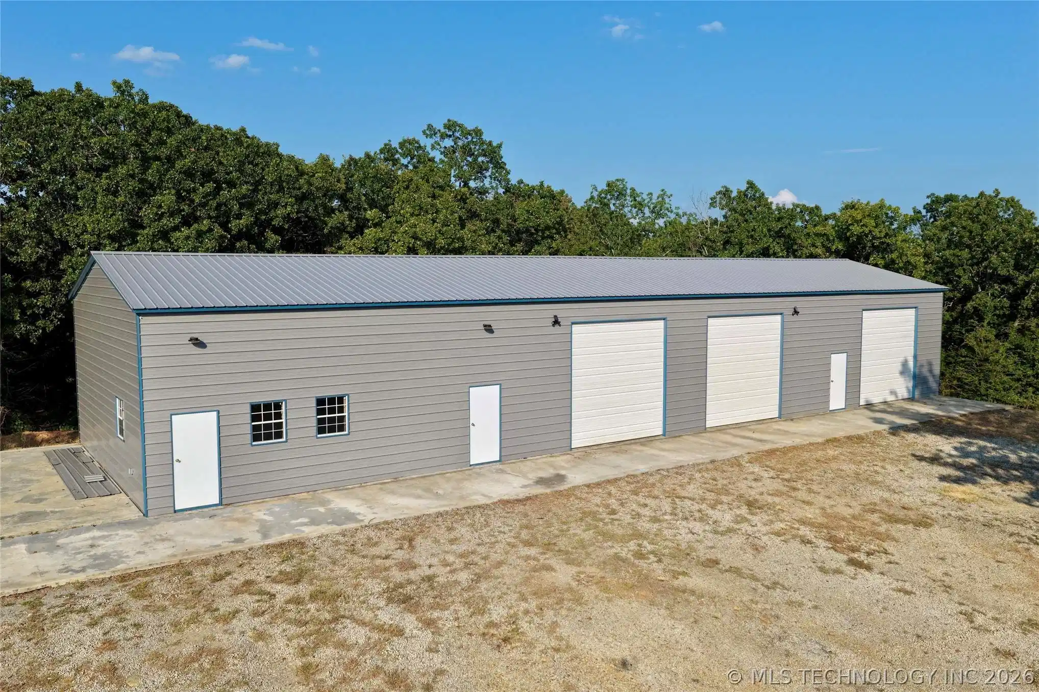 Image 1: Barndominium (30 x 100) on 48 acres