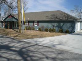 990 N Lakeside Drive